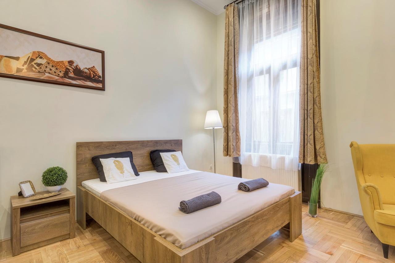 Real Apartments Klauzal بودابست المظهر الخارجي الصورة