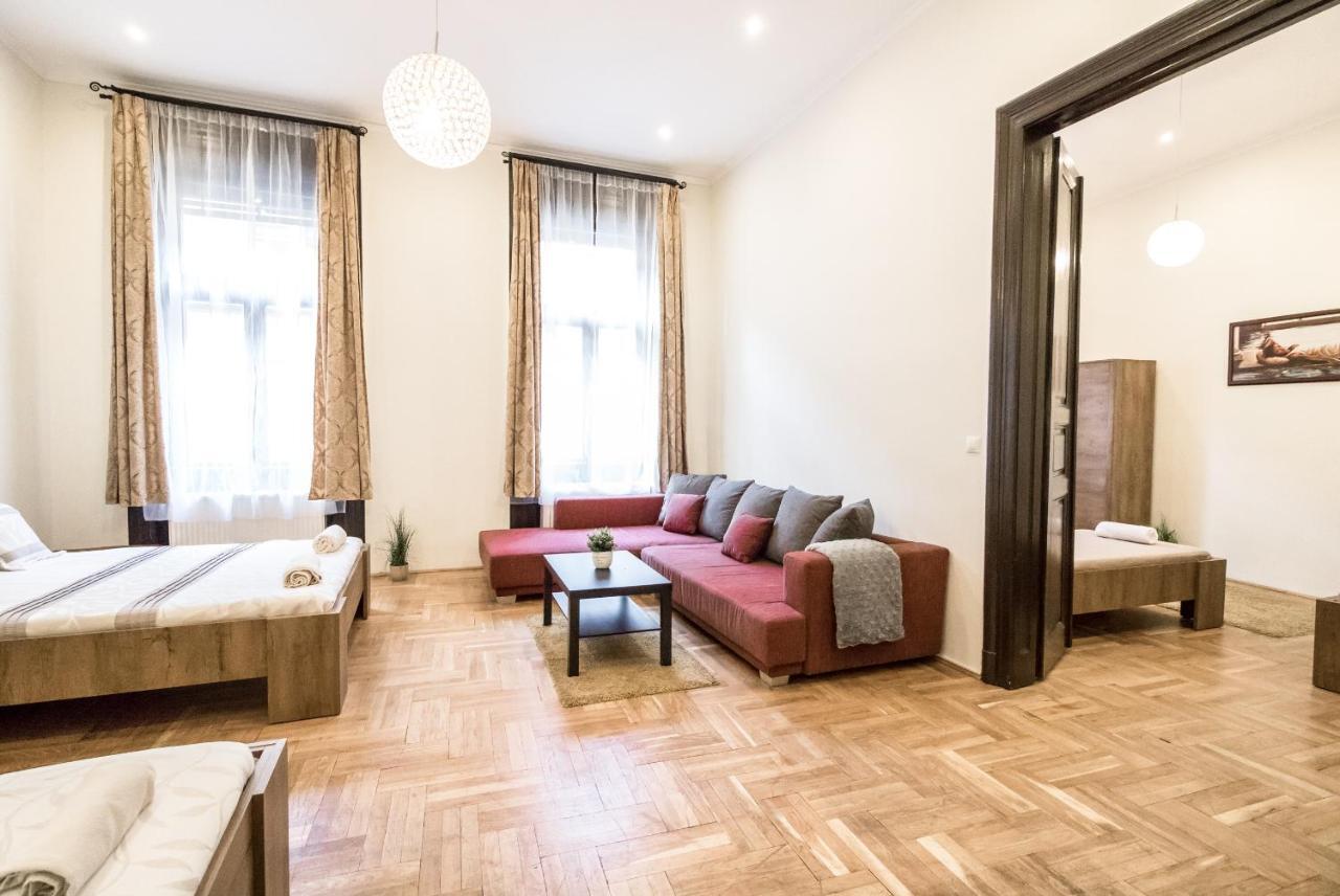 Real Apartments Klauzal بودابست المظهر الخارجي الصورة