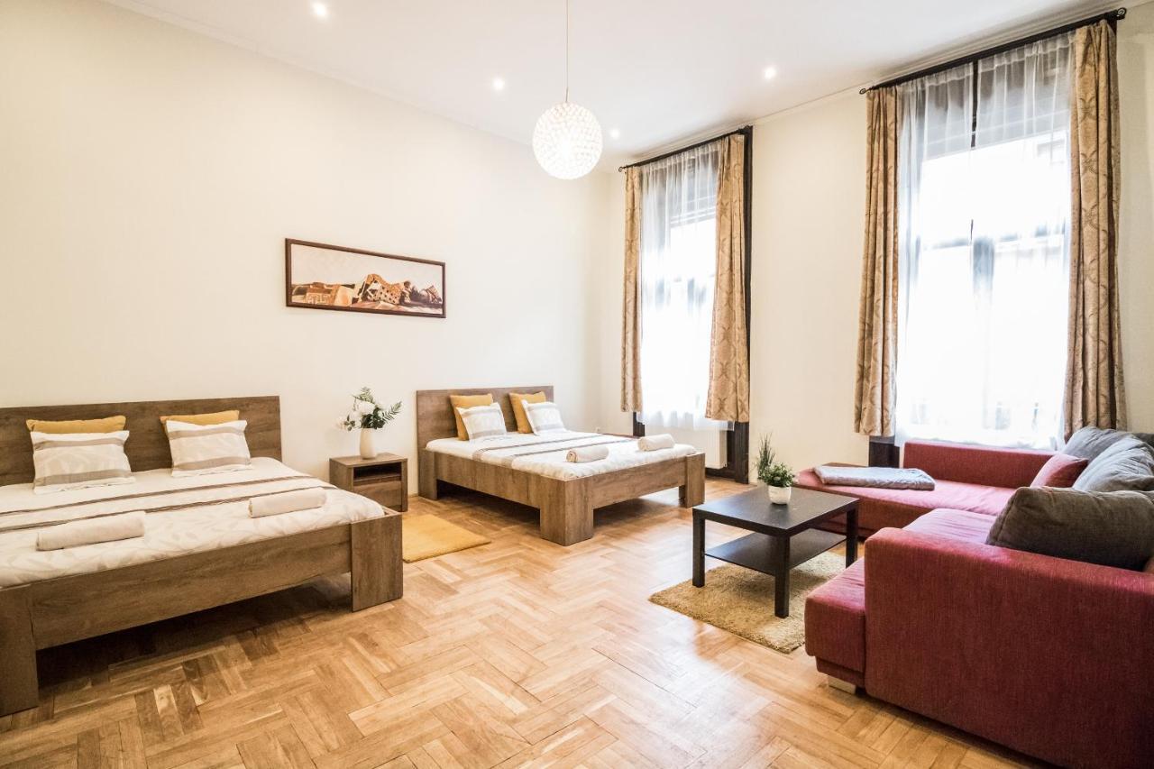 Real Apartments Klauzal بودابست المظهر الخارجي الصورة