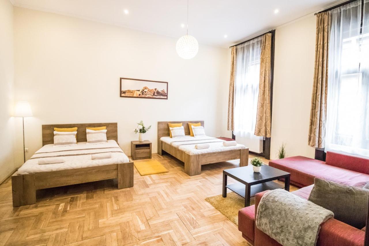 Real Apartments Klauzal بودابست المظهر الخارجي الصورة