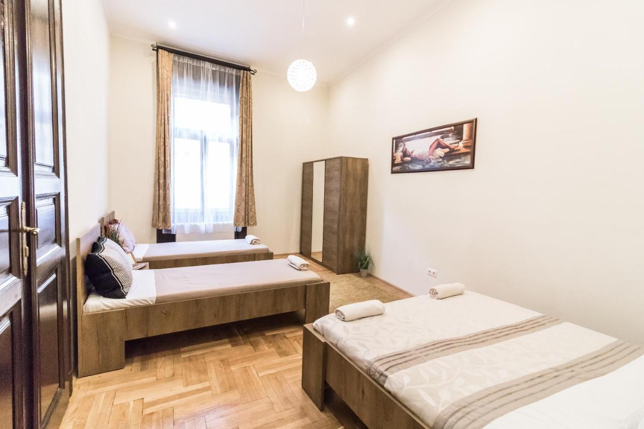 Real Apartments Klauzal بودابست المظهر الخارجي الصورة