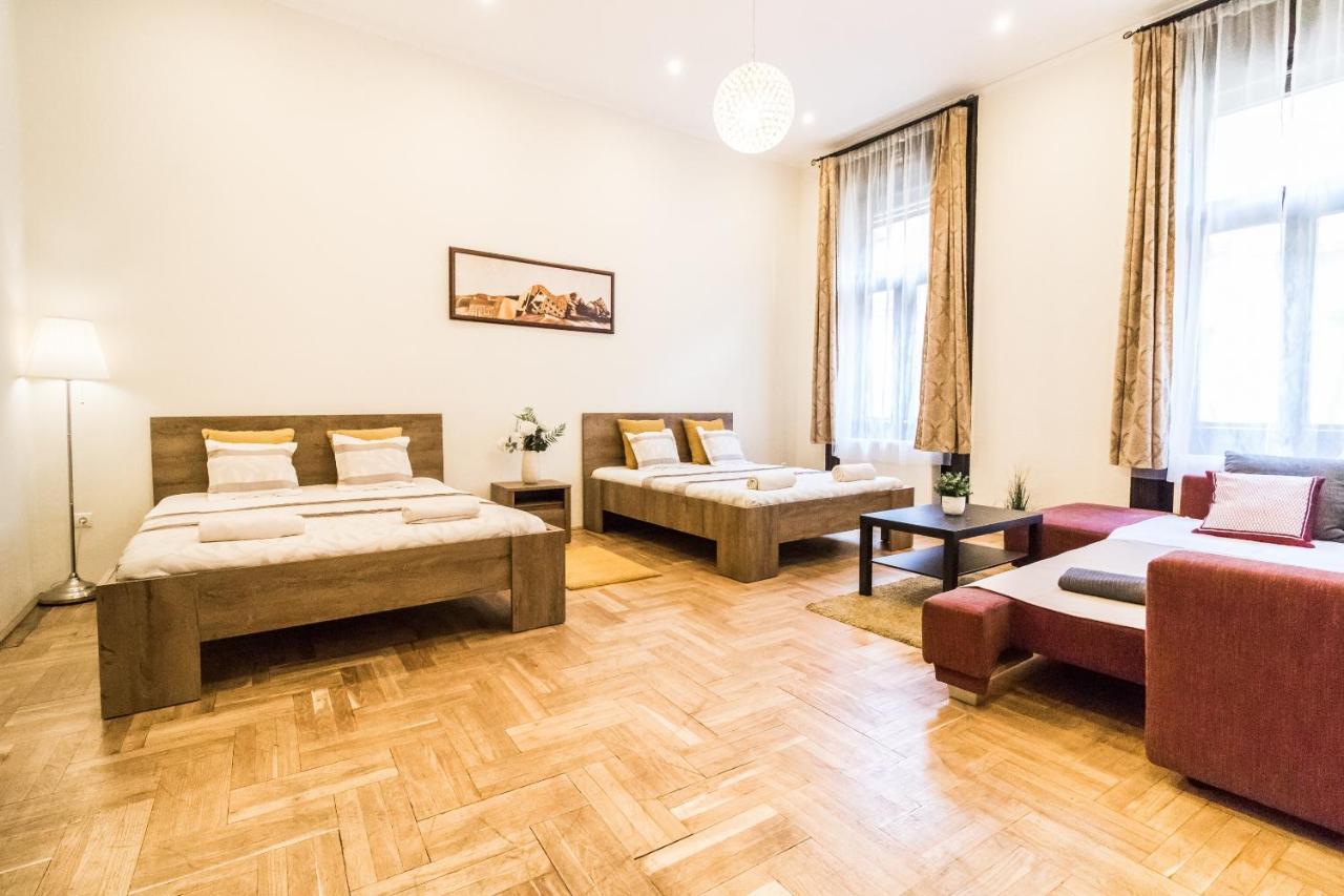 Real Apartments Klauzal بودابست المظهر الخارجي الصورة