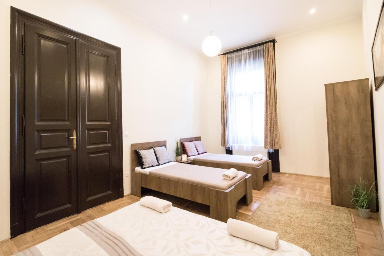 Real Apartments Klauzal بودابست المظهر الخارجي الصورة